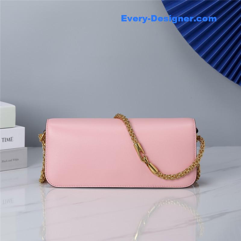 Va1e*ntin0 vlogo signature calfskin shoulder bag