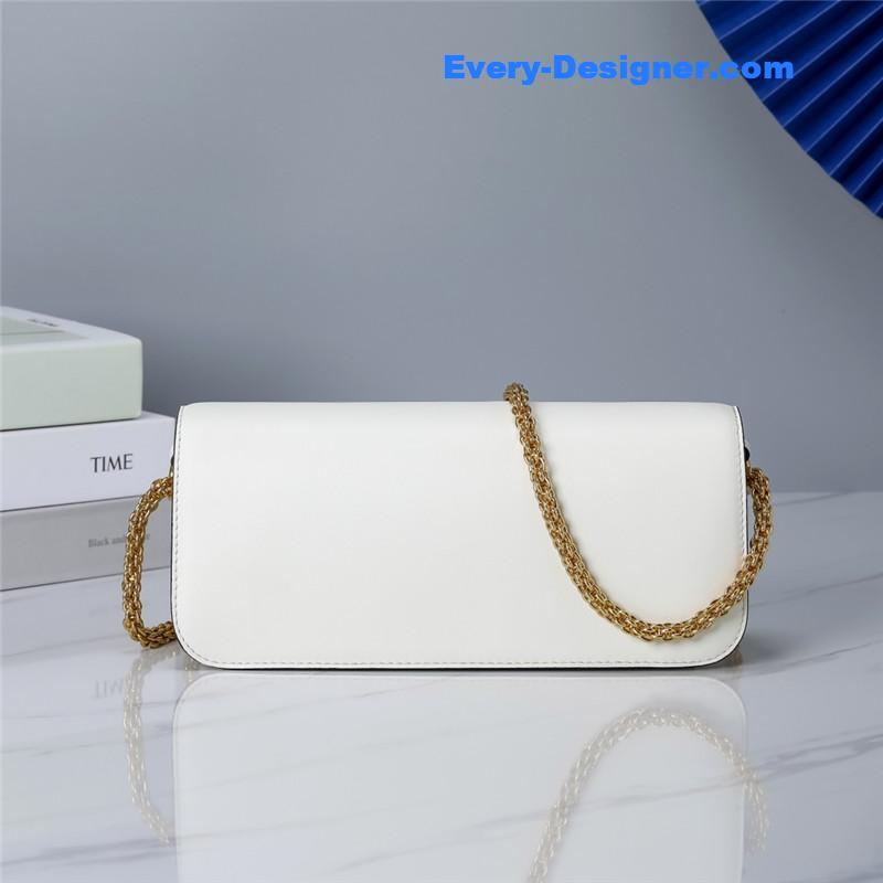 Va1e*ntin0 vlogo signature shoulder bag