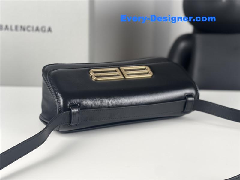 Ba1en*iaga gossip bag small