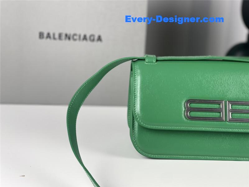 Ba1en*iaga gossip bag small