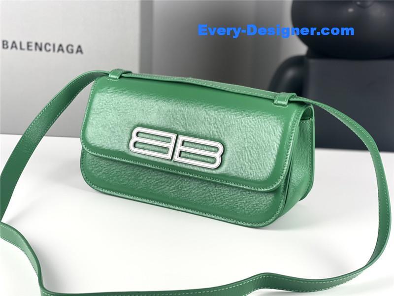 Ba1en*iaga gossip bag small