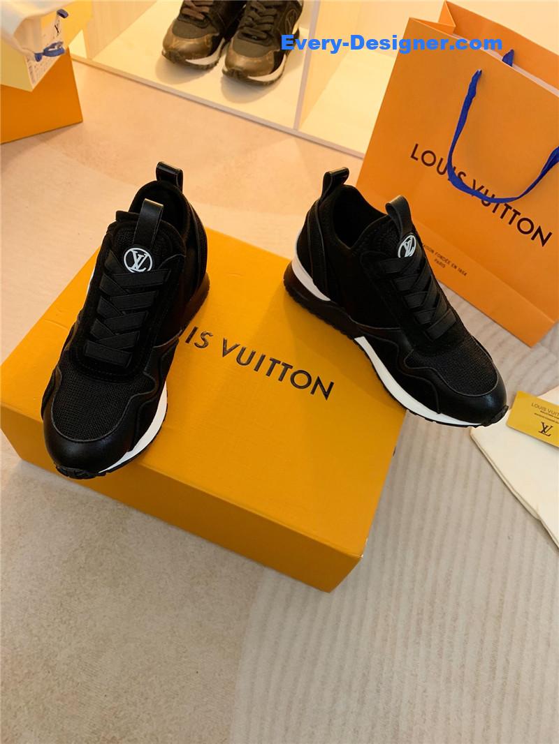 l0vis Vvtt0n lv run away sneakers