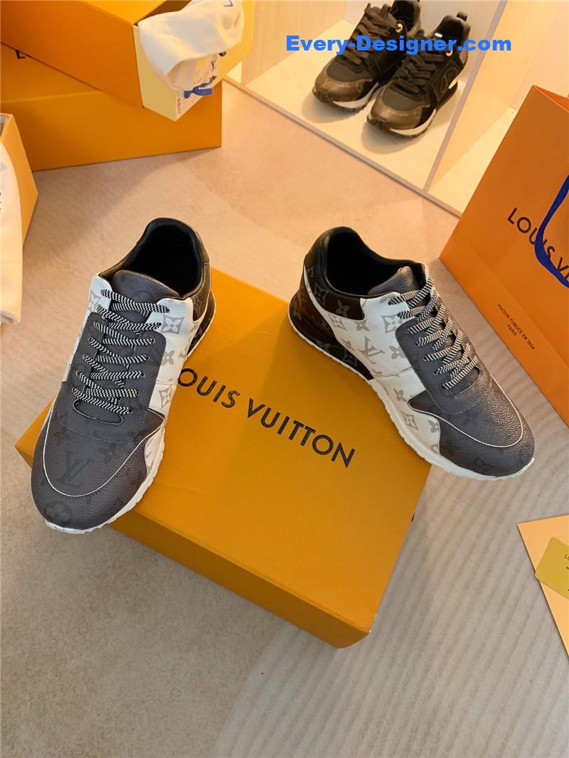 l0vis Vvtt0n lv run away sneakers