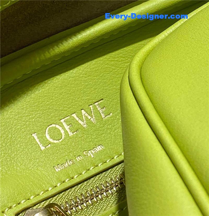 loewe amazona 28 bag