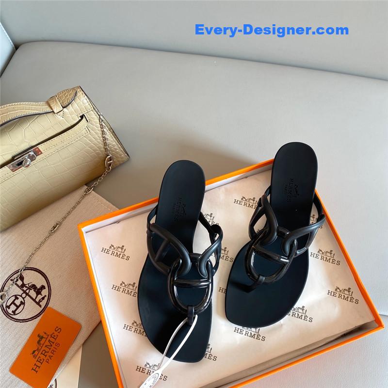 H**me5 new pig nose chain flip flops