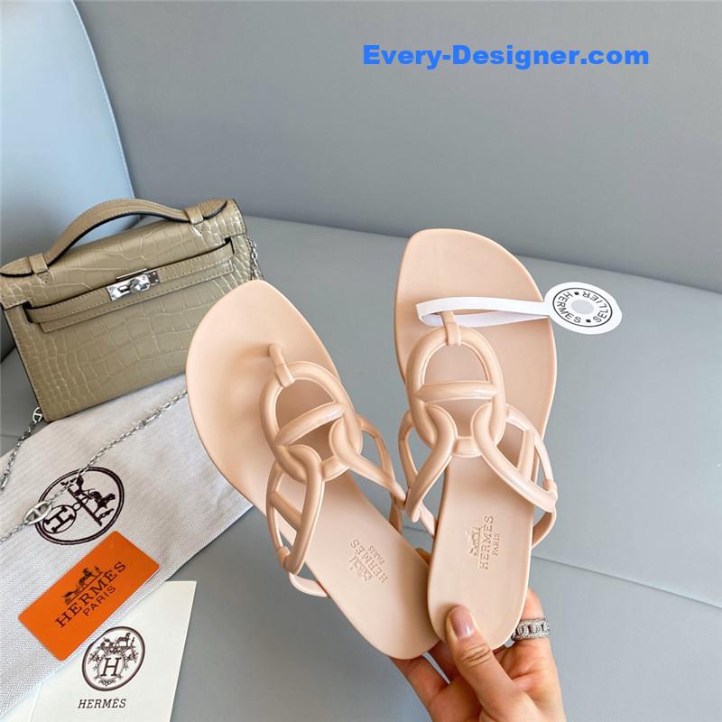 H**me5 new pig nose chain flip flops