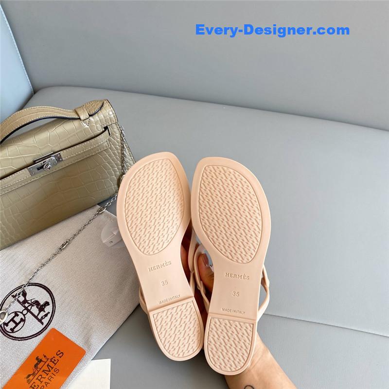 H**me5 new pig nose chain flip flops