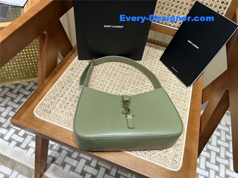 Y51 le 5 ¨¤ 7 hobo bag