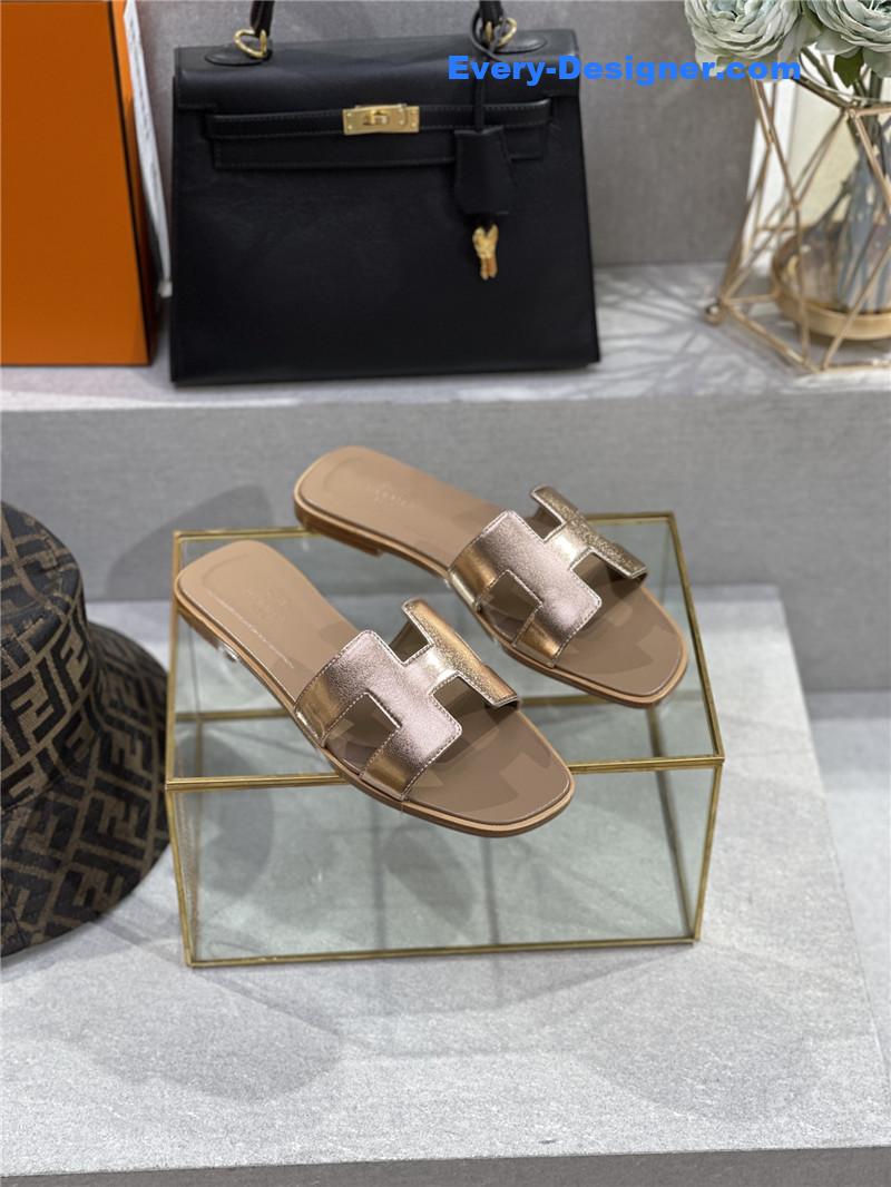 Hermes early spring new color slippers