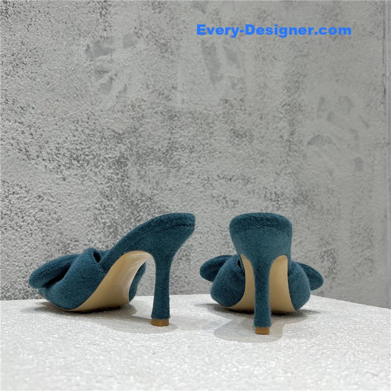 b0tt*ga Ven*ta bow sandals