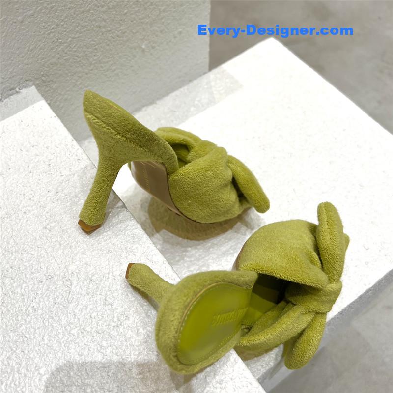 b0tt*ga Ven*ta bow sandals