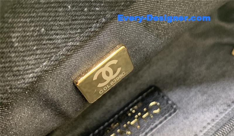 Ch**el graffiti denim print cf bag