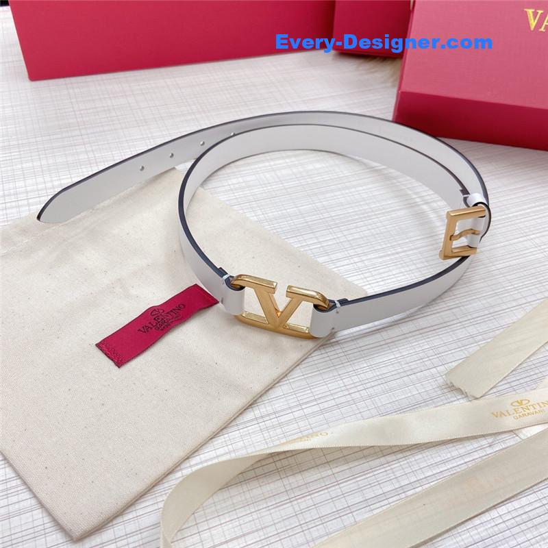Va1e*ntin0 v buckle belt