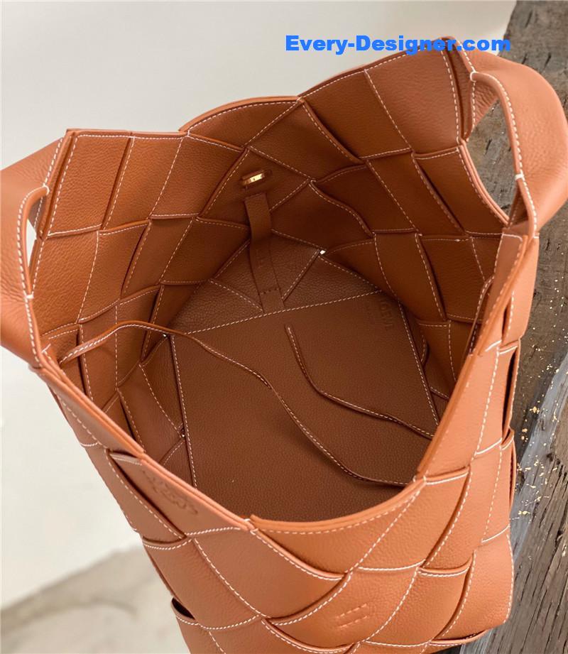 L0ew* woven basket gingham bag