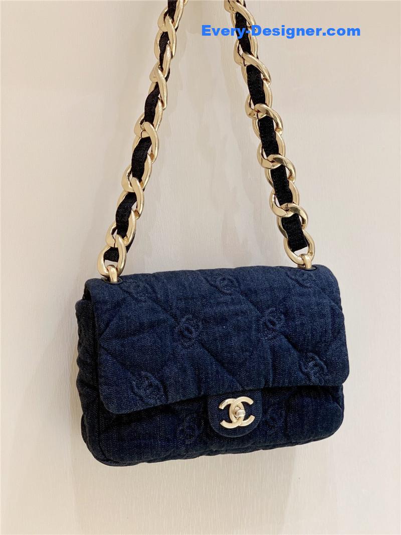 Ch**el denim chain shoulder bag