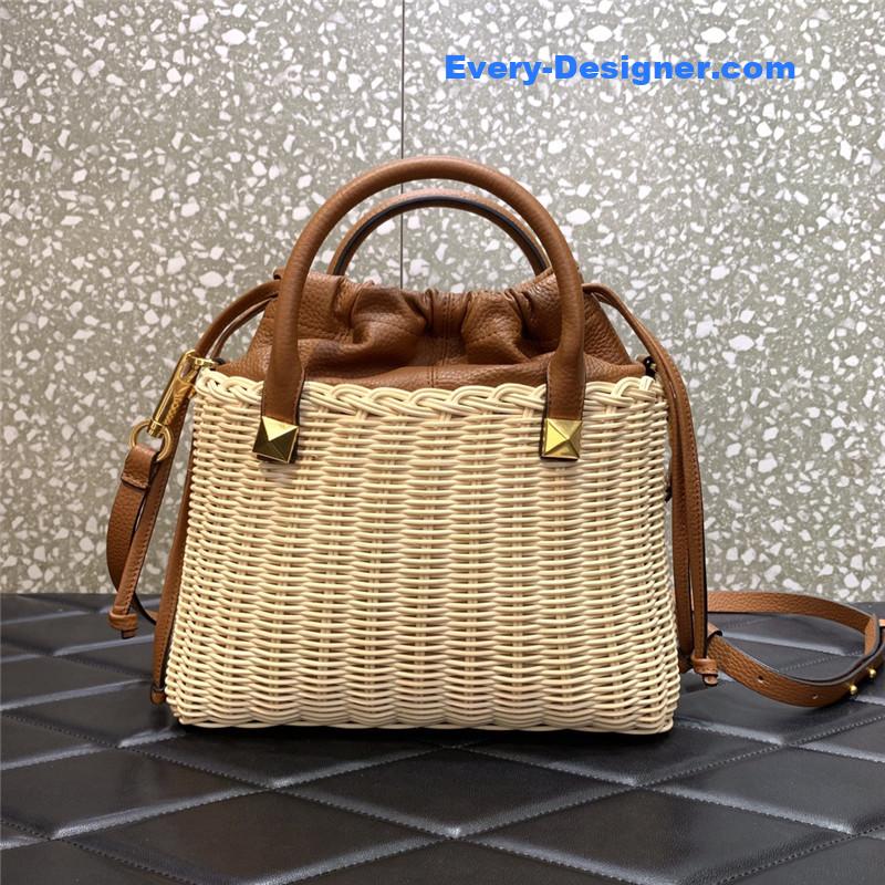 Va1e*ntin0 vlogo signature wicker bucket bag