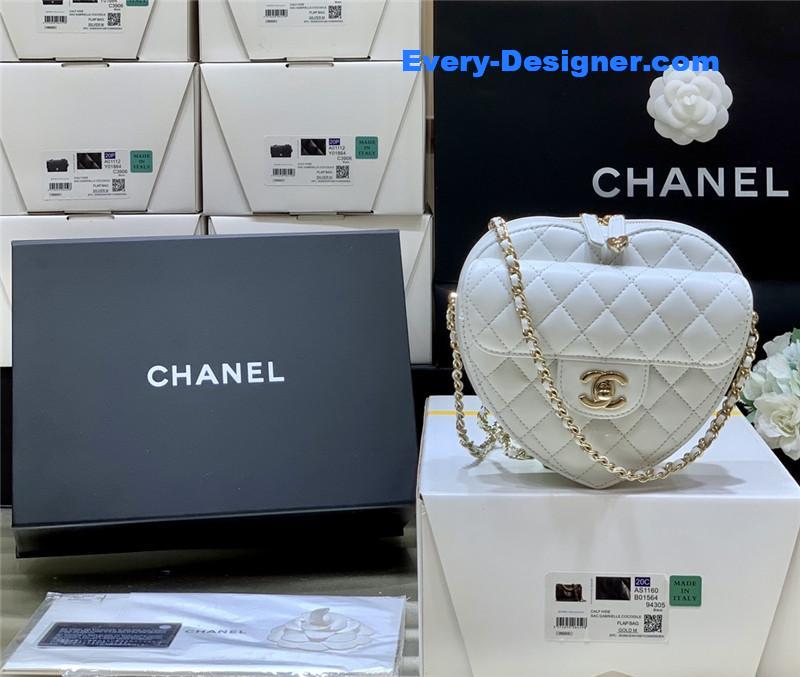 Chanel diamond heart bag large