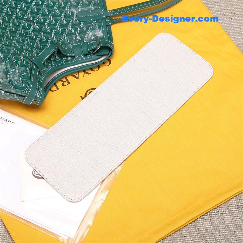 G09ard chien gris pet bages