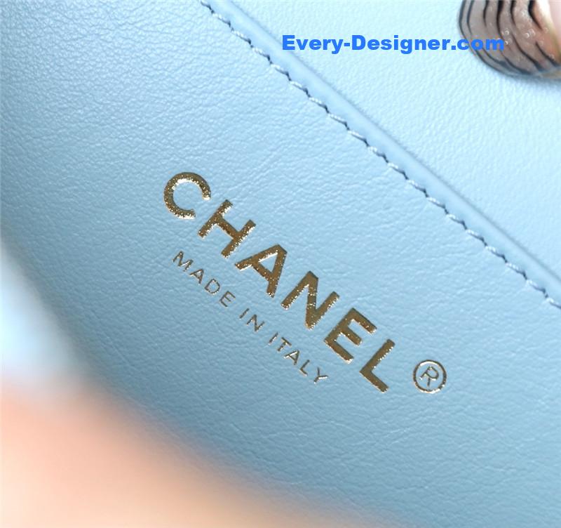 Ch**el vanity case handle camera bag small