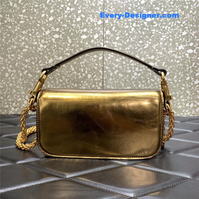 Va1e*ntin0 garavani mini loco bag