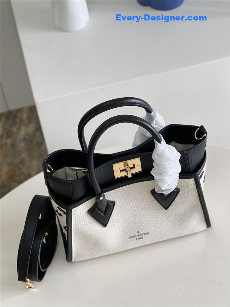 louis vuitton lv on my side bag small