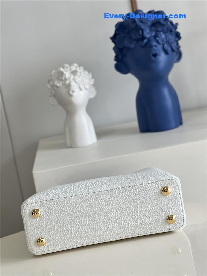 louis vuitton lv capucines BB bag