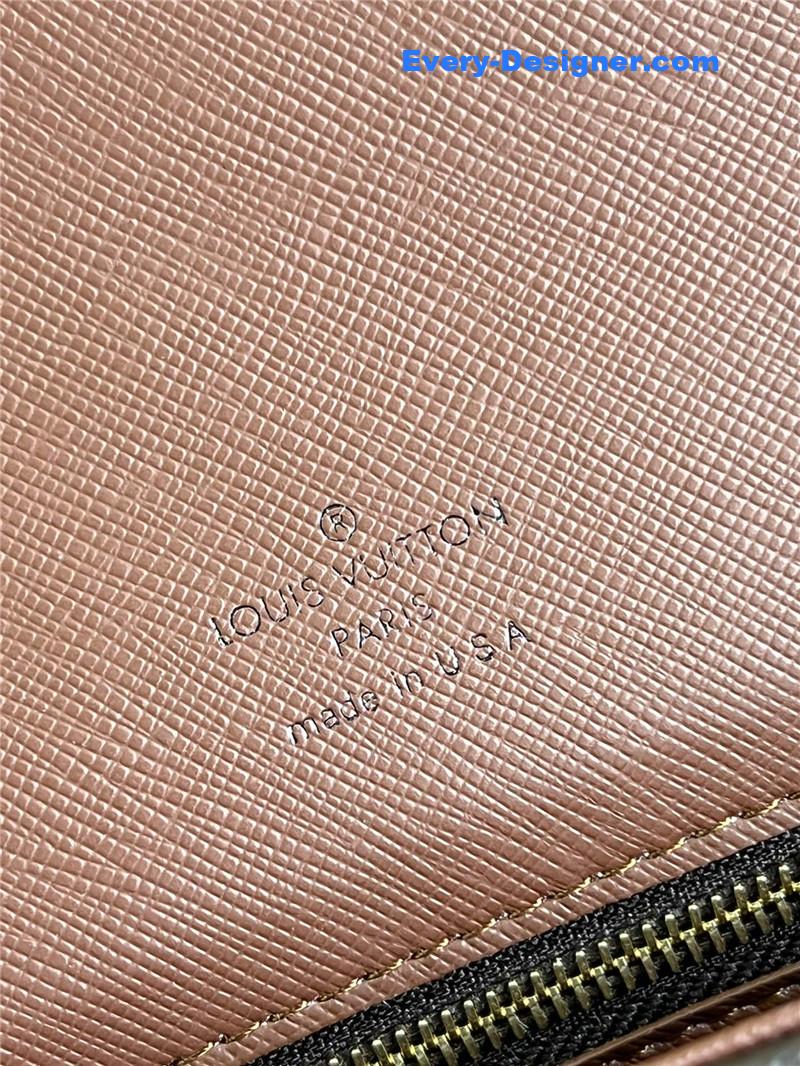 louis vuitton lv crossbody saddle bag