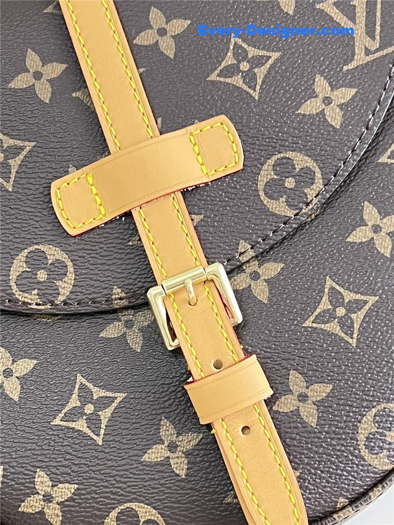 louis vuitton lv crossbody saddle bag
