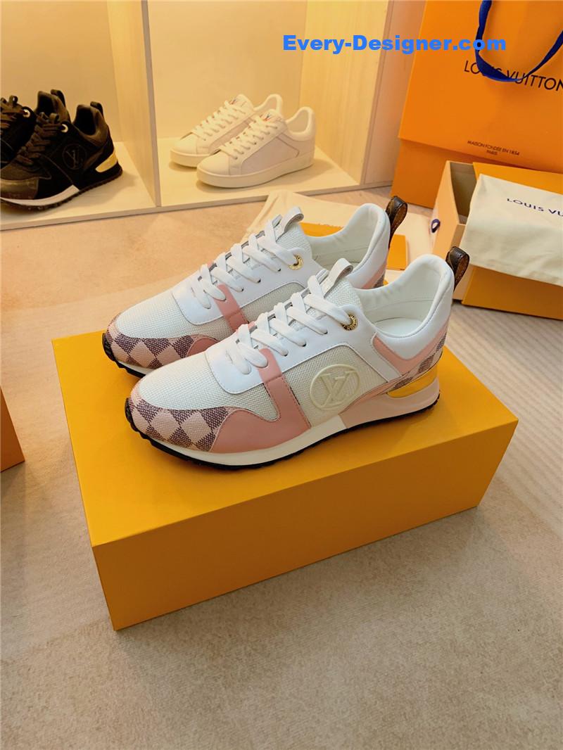 l0vis Vvtt0n lv run away sneakers