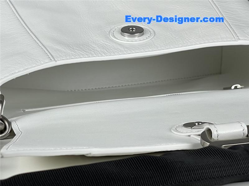 Ba1en*iaga downtown chain shoulder bag