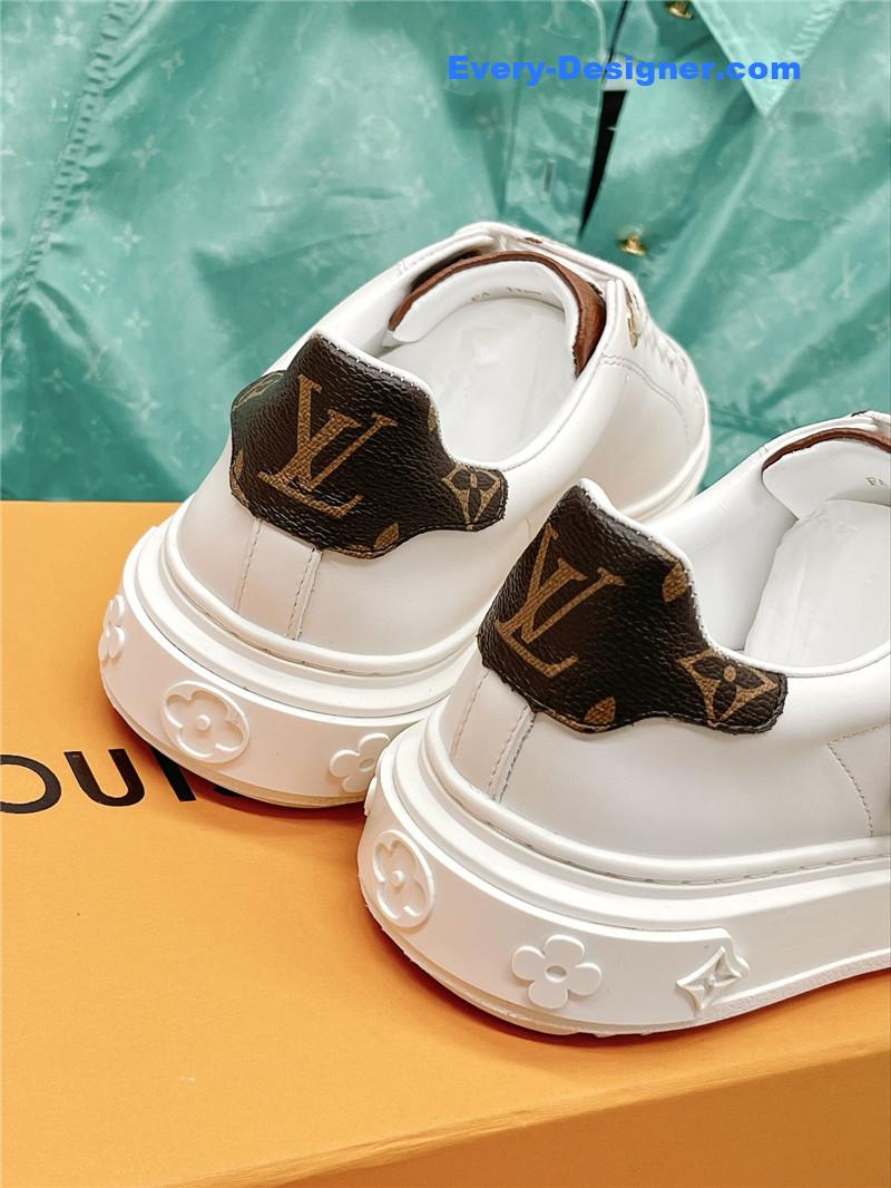 l0vis Vvtt0n lv classic platform sneakers