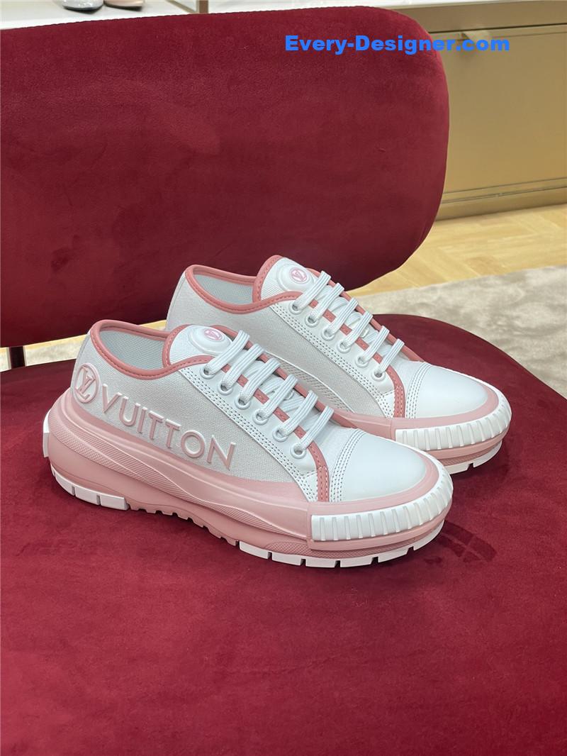 Louis vuitton LV early spring new color Squad sneakers