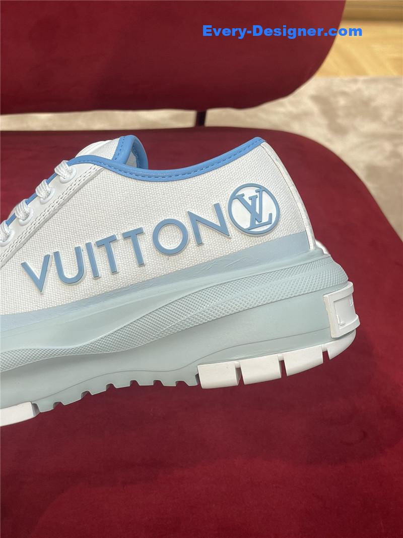 l0vis Vvtt0n lv early spring new color squad sneakers