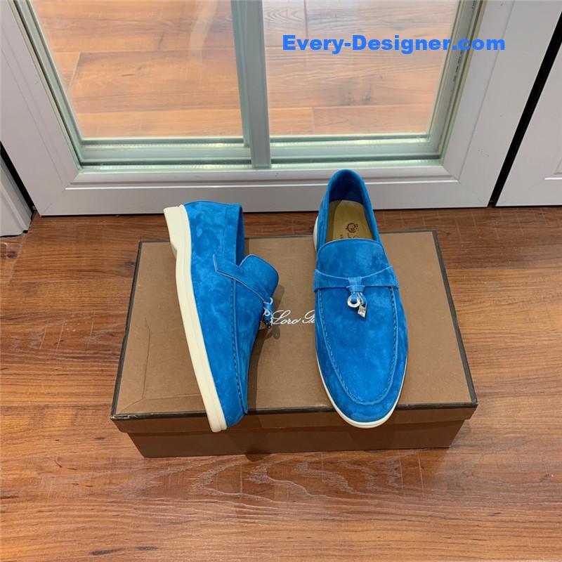 L0r0 P1ana  charms walk loafers