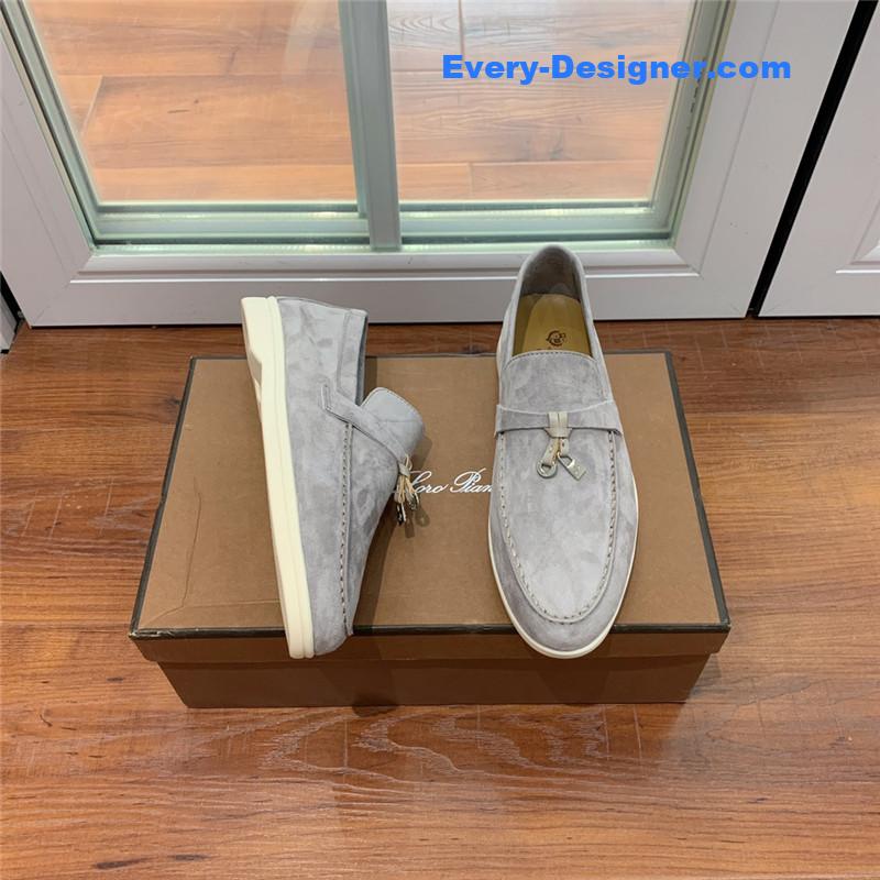 L0r0 P1ana  charms walk loafers