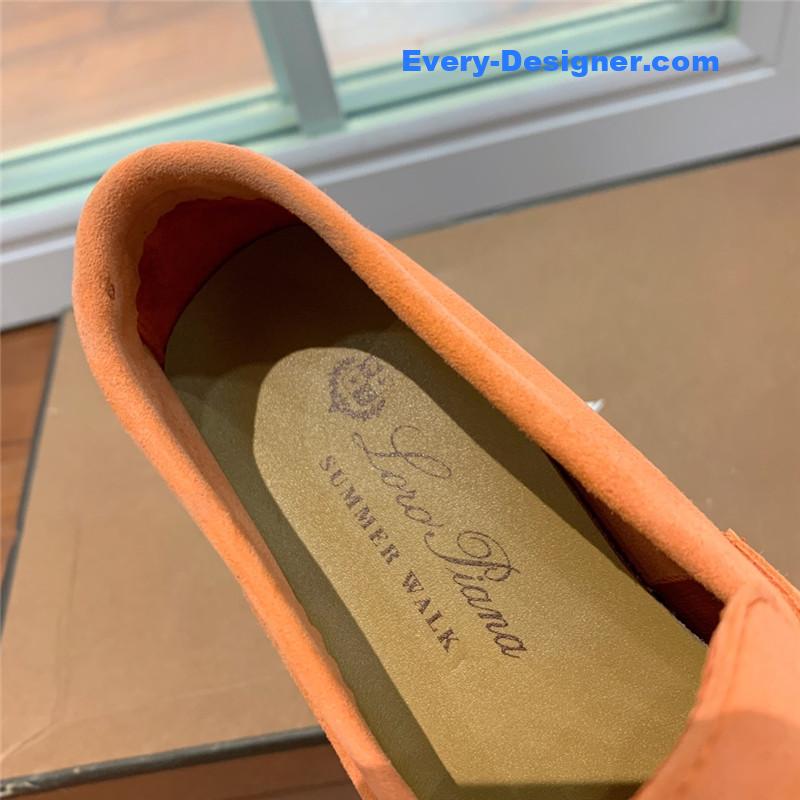 L0r0 P1ana  charms walk loafers