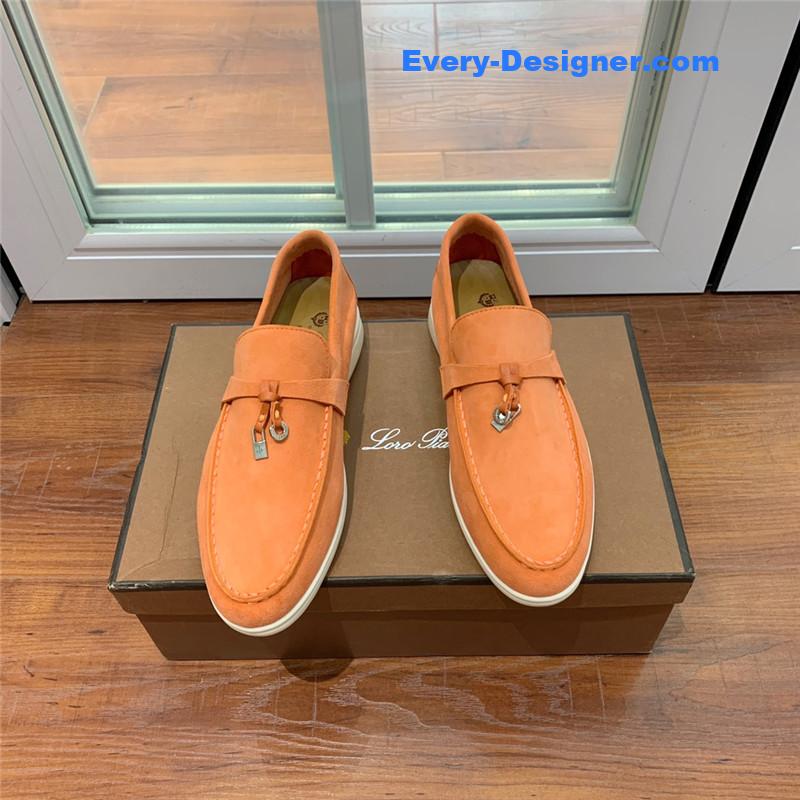 L0r0 P1ana  charms walk loafers