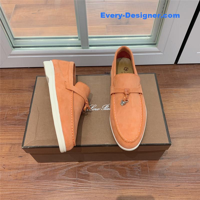 L0r0 P1ana  charms walk loafers