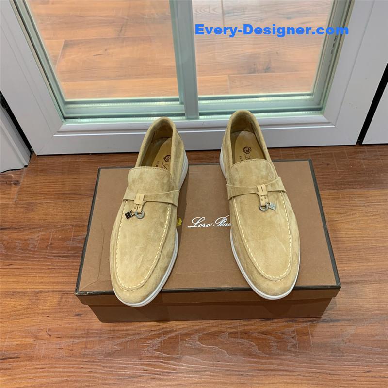 L0r0 P1ana  charms walk loafers