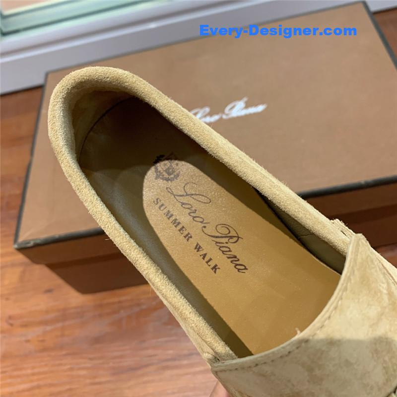 L0r0 P1ana  charms walk loafers