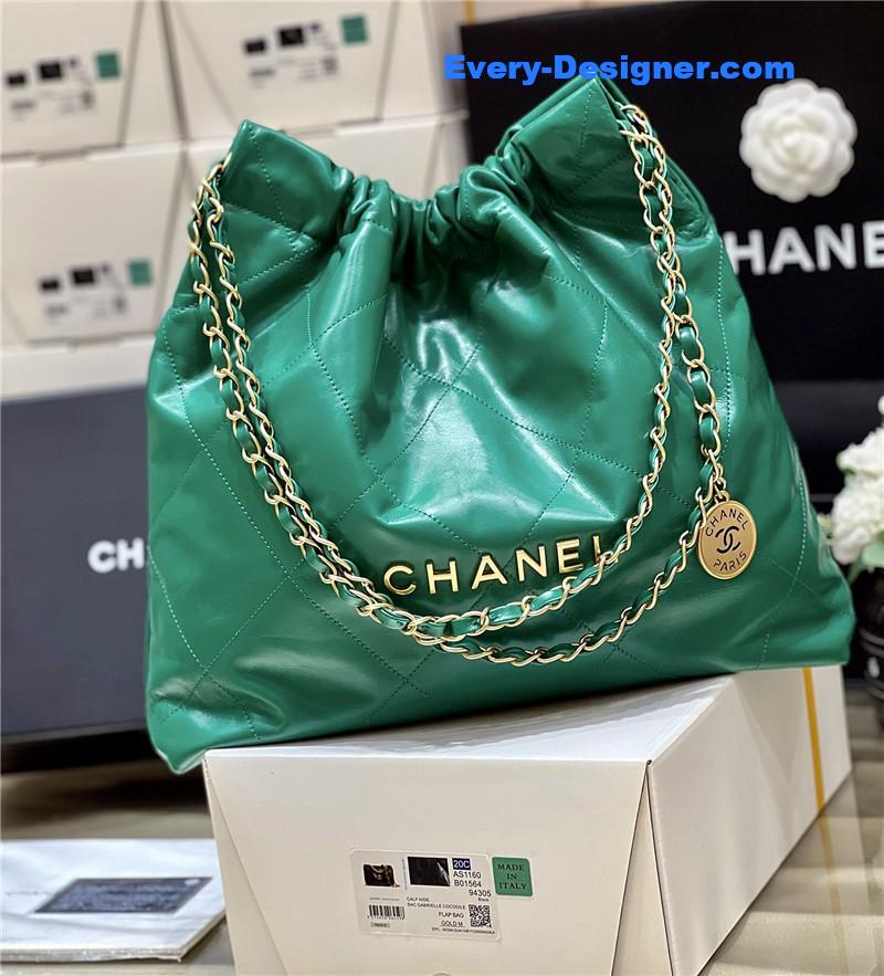 Ch**el 22 handbag small green