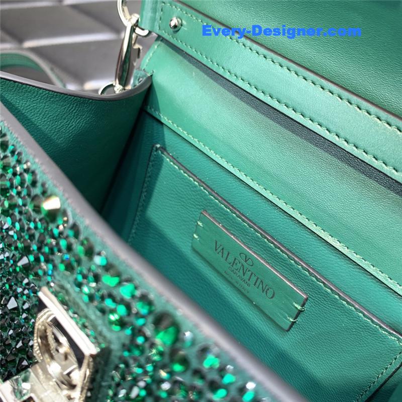 Va1e*ntin0 garavani vsling crystal bag