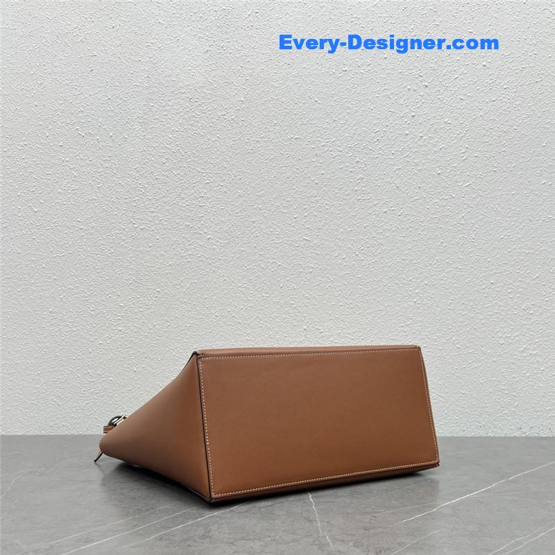 Ce1i*e cabas phantom bag