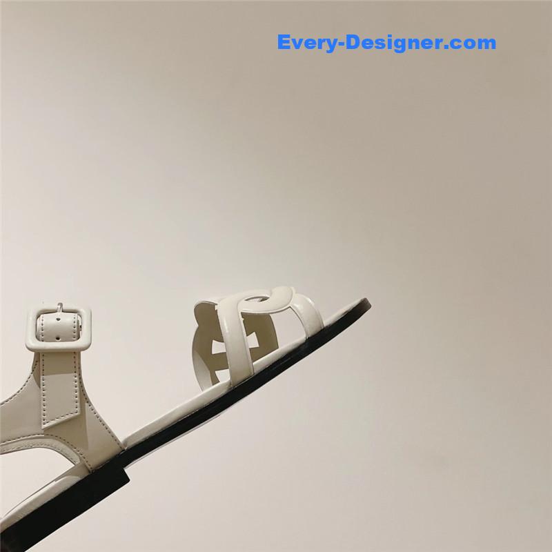 H**me5 extra flat sandal