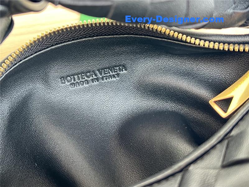 b0tt*ga Ven*ta jodie with chain bag black