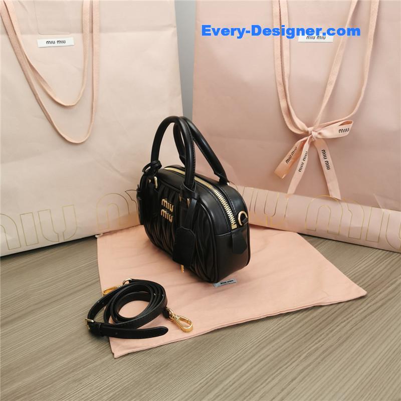 M1um1u new too pretty bowling handbag