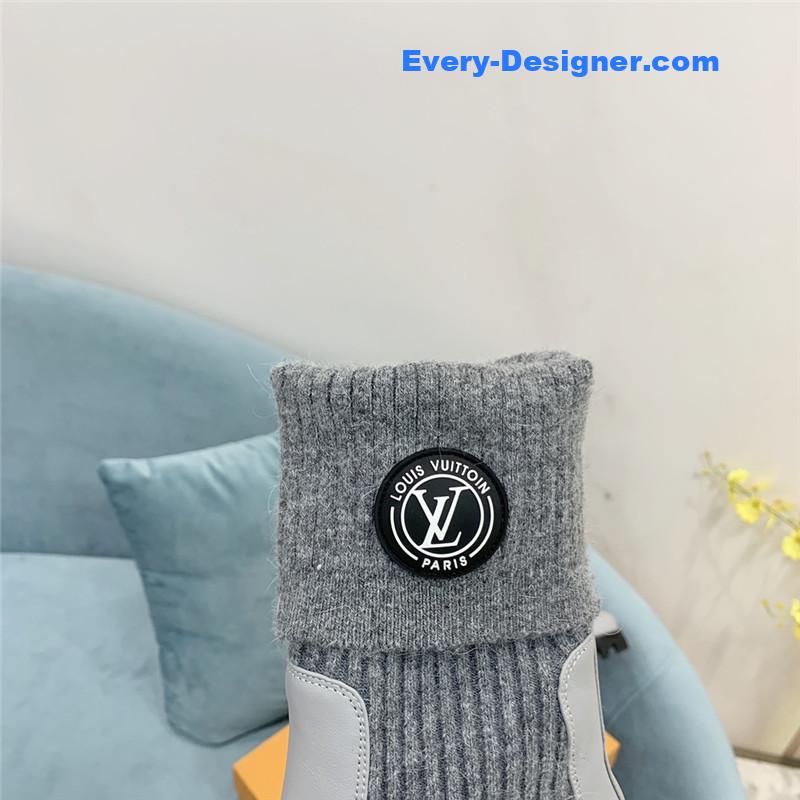 l0vis Vvtt0n lv woolen tube thick heel short boots