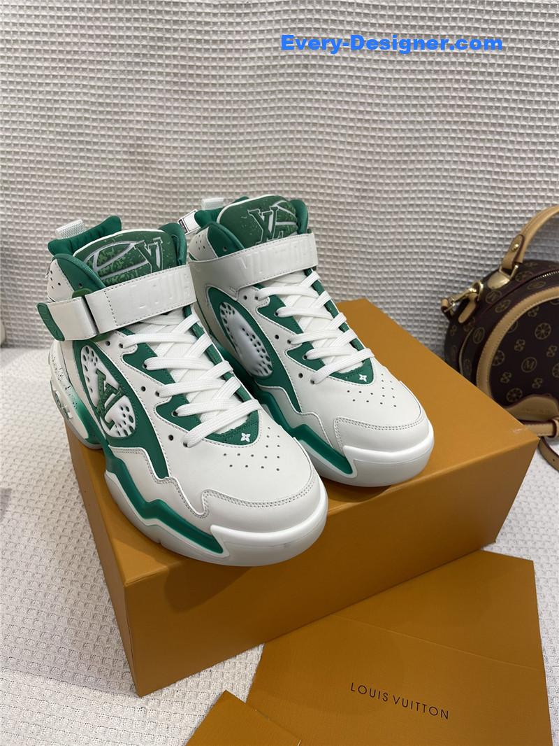 Louis Vuitton LV White/Green Trainer 2 Sneakers