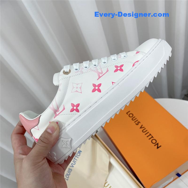 l0vis Vvtt0n lv classic printed white shoes