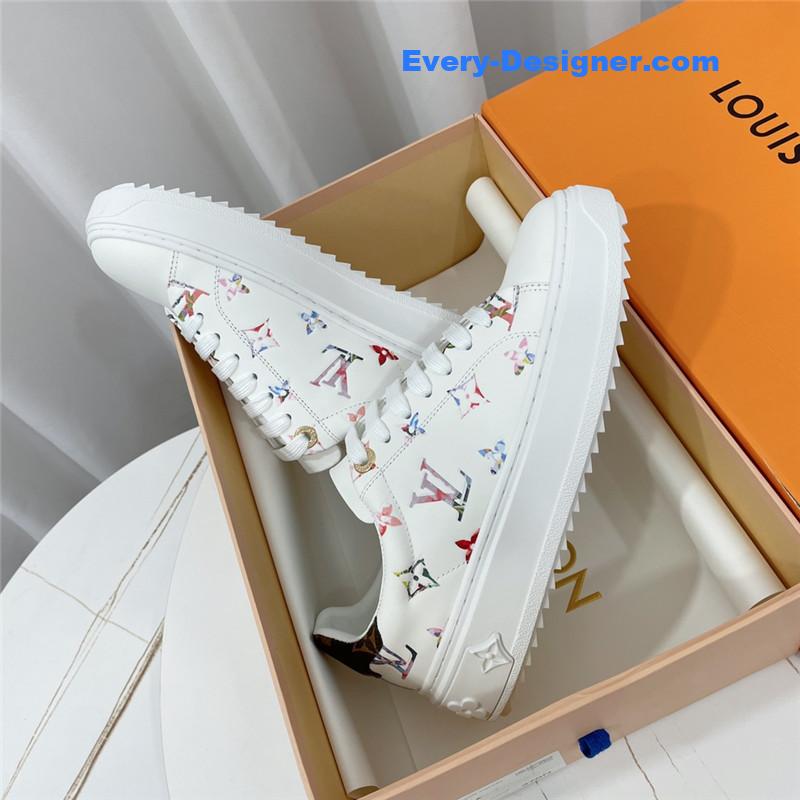 l0vis Vvtt0n lv classic printed white shoes